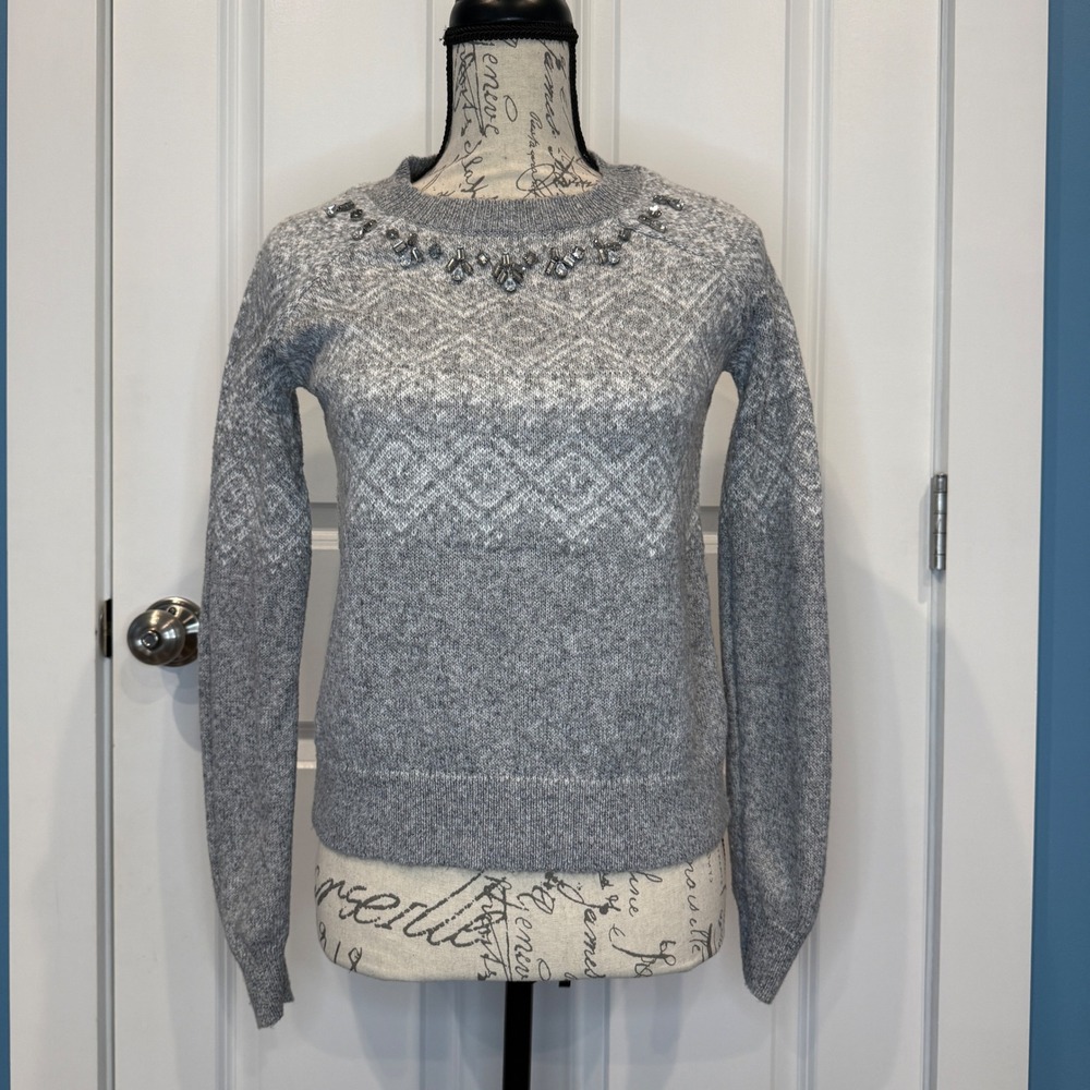 Hollister Grey Fair Isle Bejeweled Sweater Size XS Cozy‎ Winter Casual